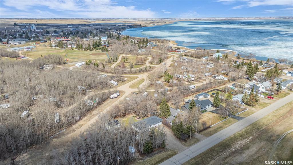 Property Photo: 780 Birch Street SK S0M 1X0