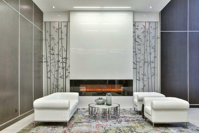 Property Photo: 9 Bogert Avenue 1509 ON M2N 0H3