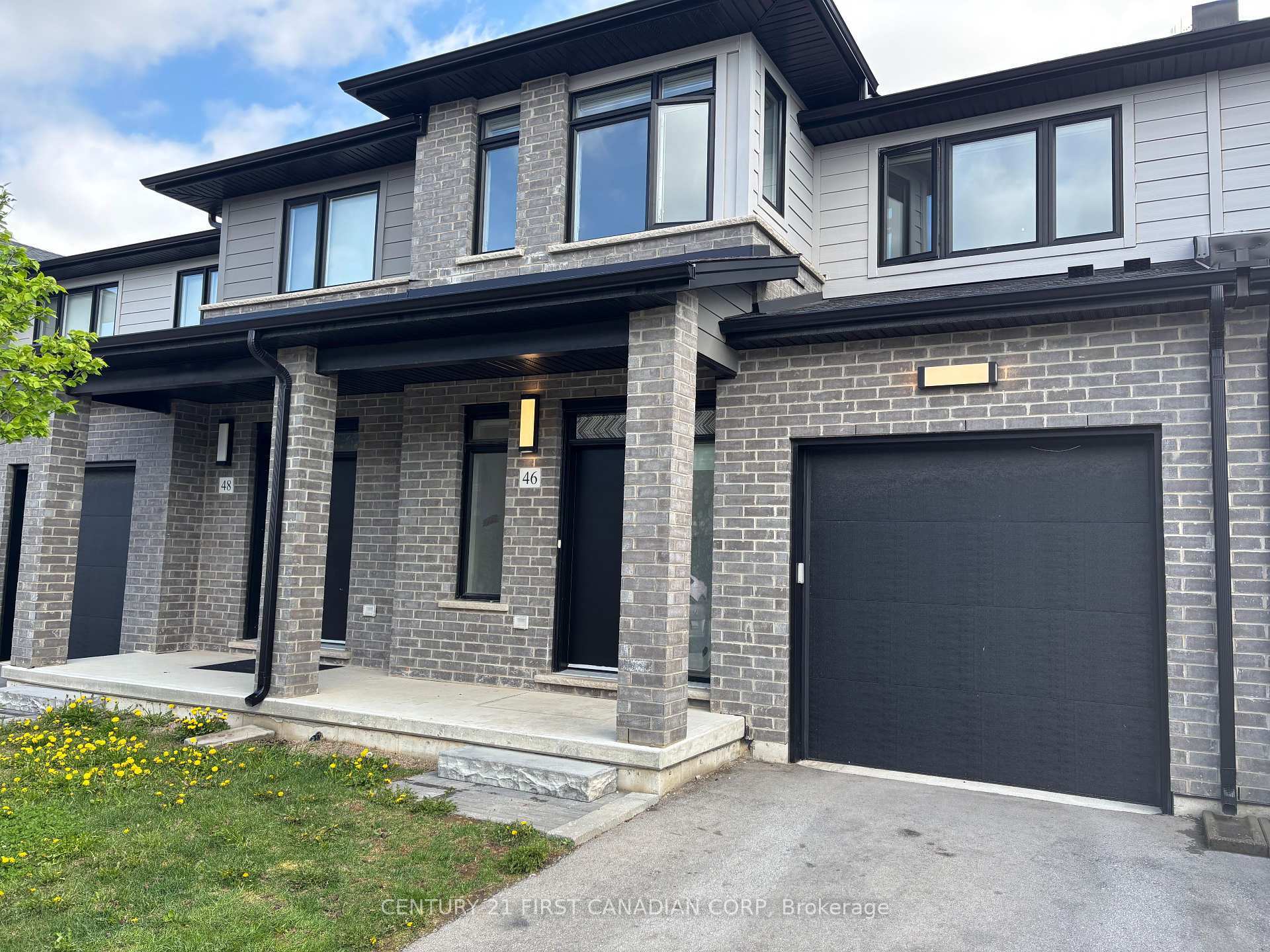 Property Photo: 3635 Southbridge Avenue 46 ON N6L 0G8