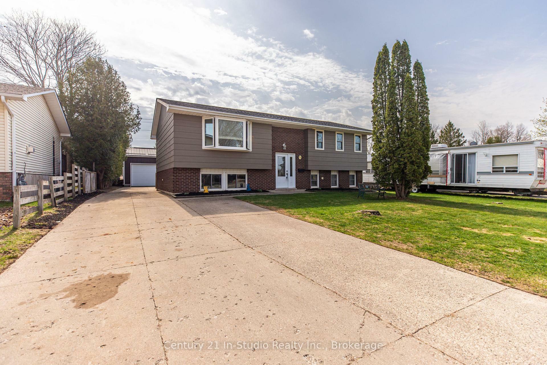 311 Bricker Street  Saugeen Shores ON N0H 2C1 photo