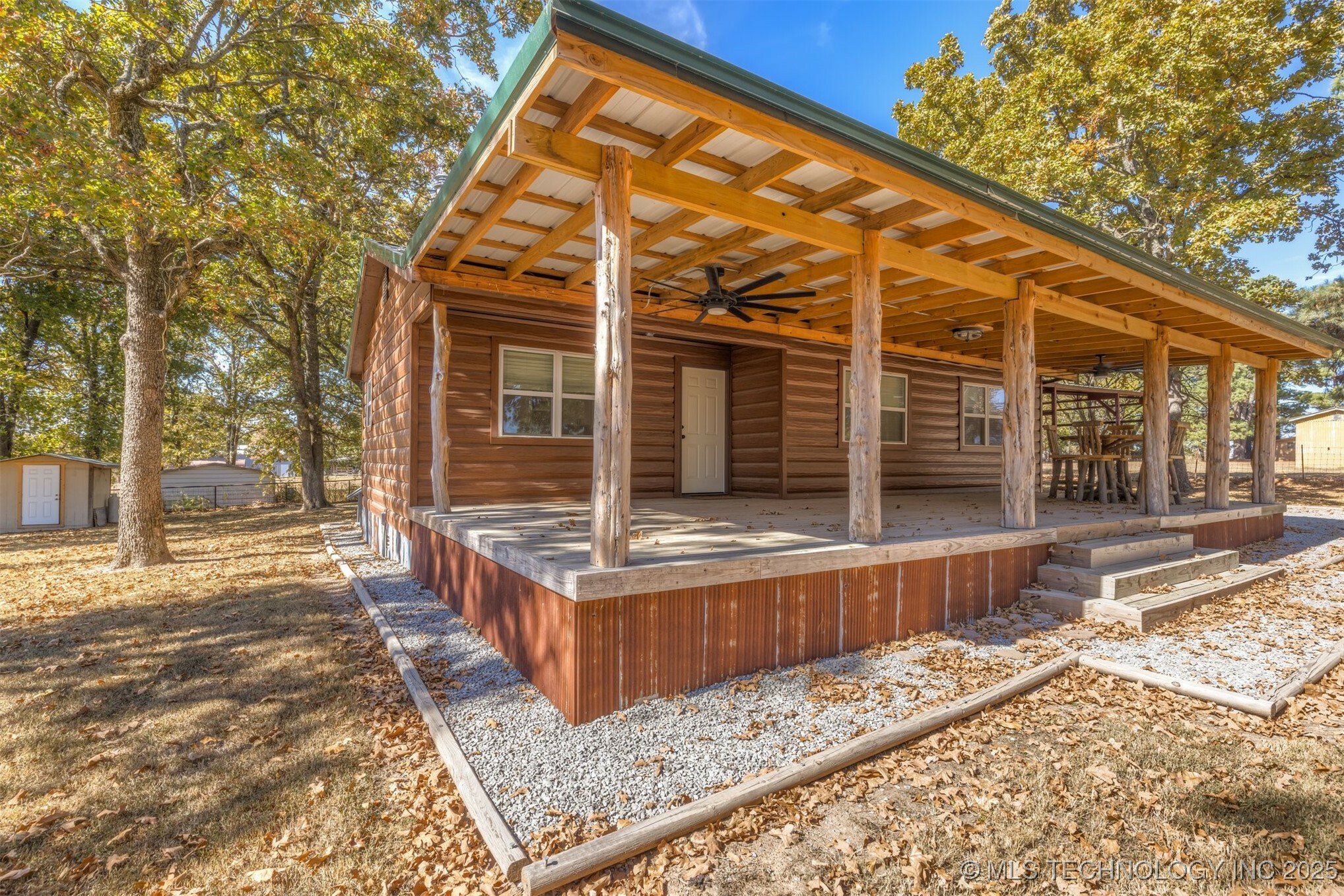 Property Photo: 1019 N 7th Street OK 74346