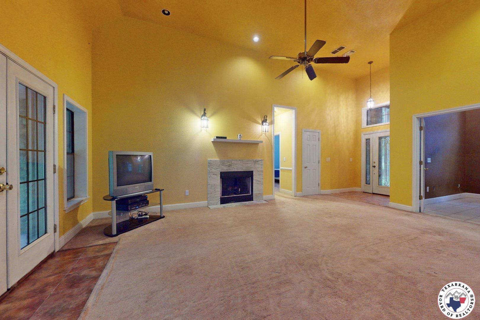 Property Photo: 980 Cr 3014 TX 75570