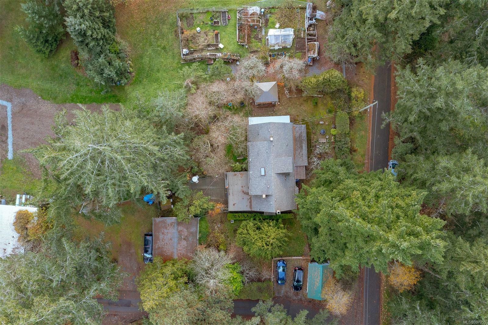 Photo de la propriété:  4797 Elk Rd  BC V9E 2E6 