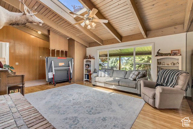 Property Photo: 1253 Oakridge Ln UT 84010