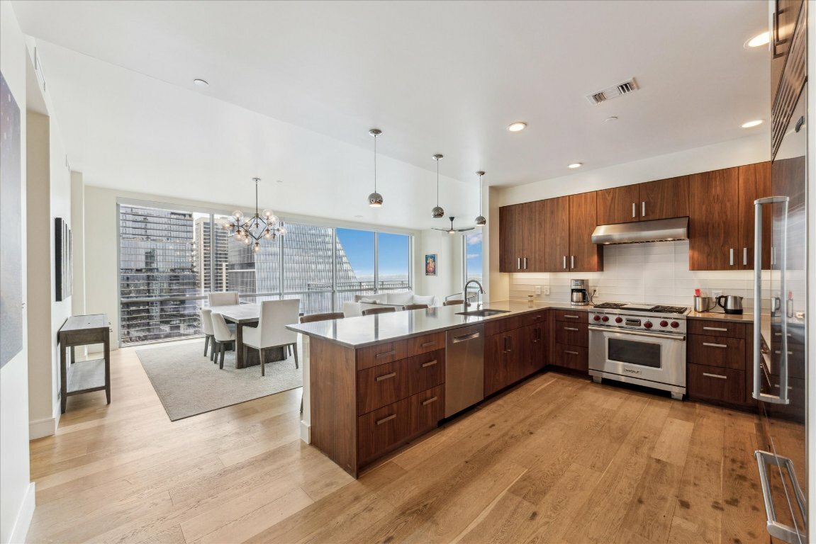 Property Photo: 222 West Avenue 2401 TX 78701