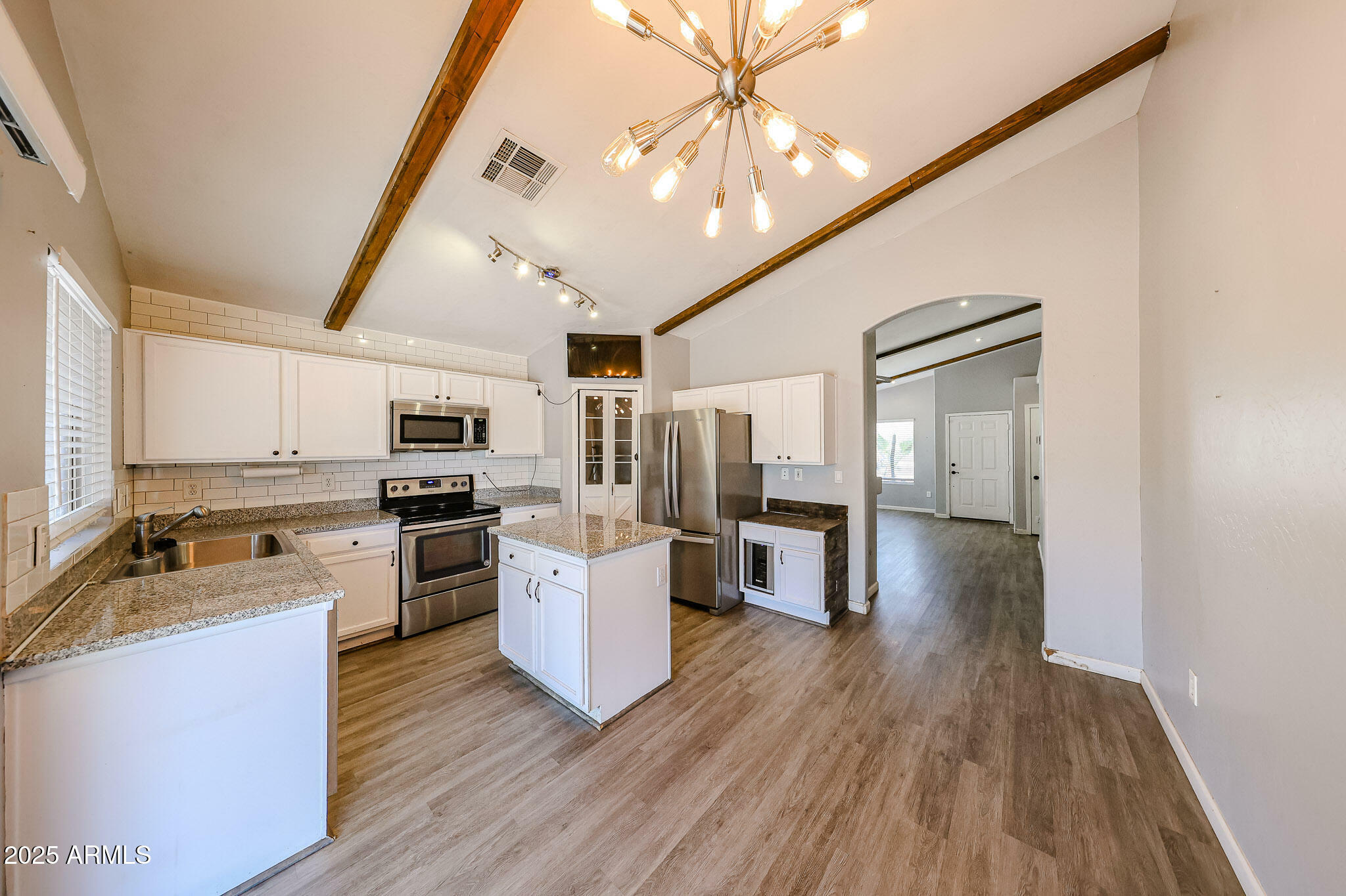 Property Photo: 20802 N 7th Place AZ 85024