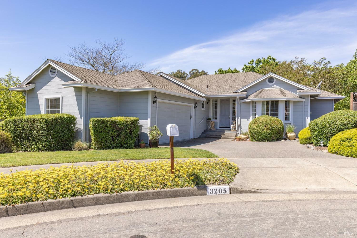 Property Photo: 3205 Fitzpatrick Court CA 95404