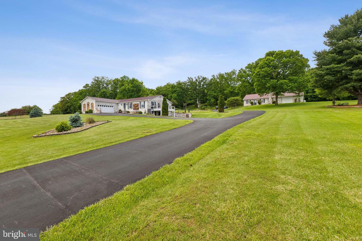 Property Photo: 373 Greenfield Drive VA 22603