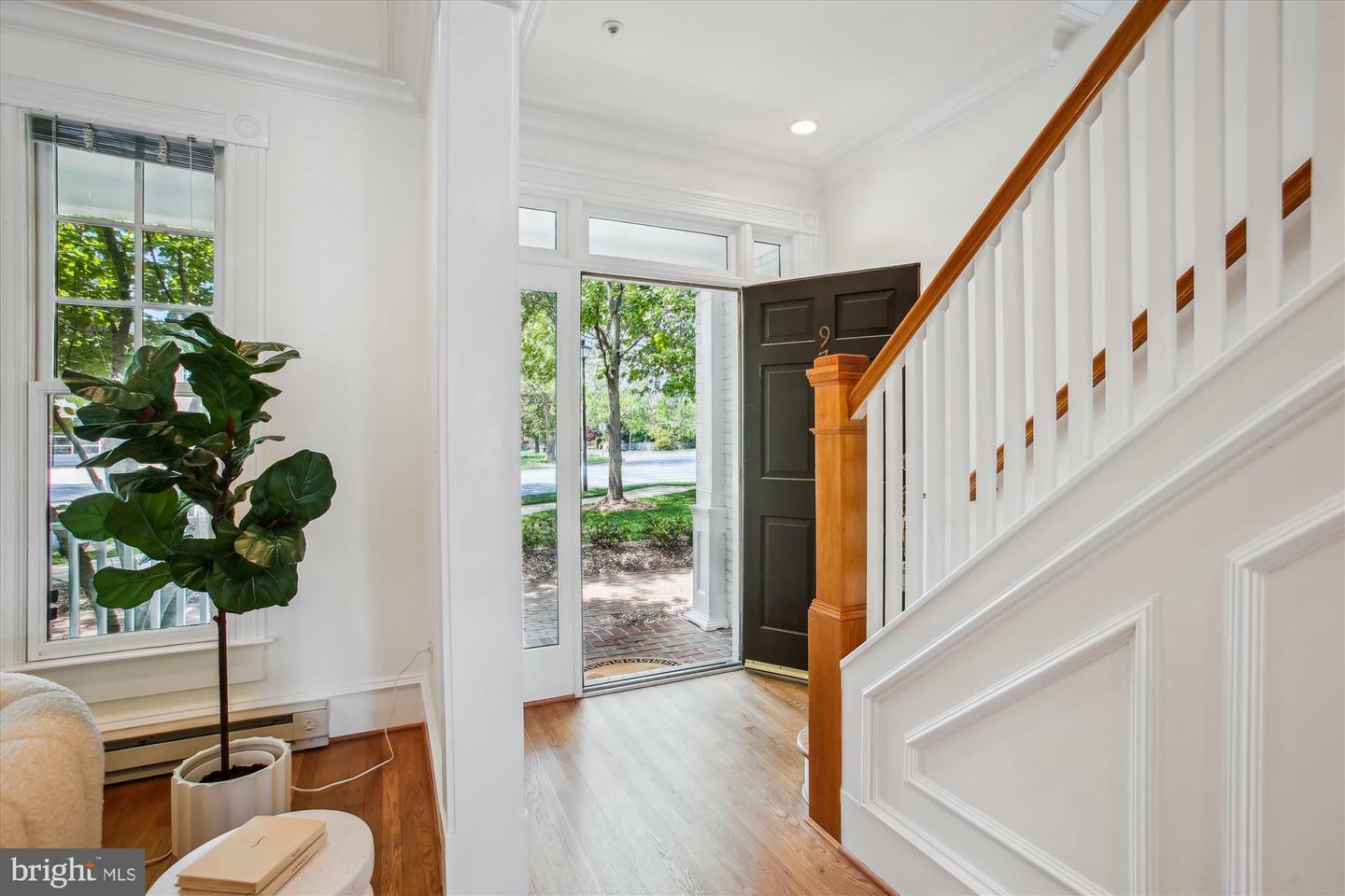 Property Photo: 979 Powhatan Street VA 22314