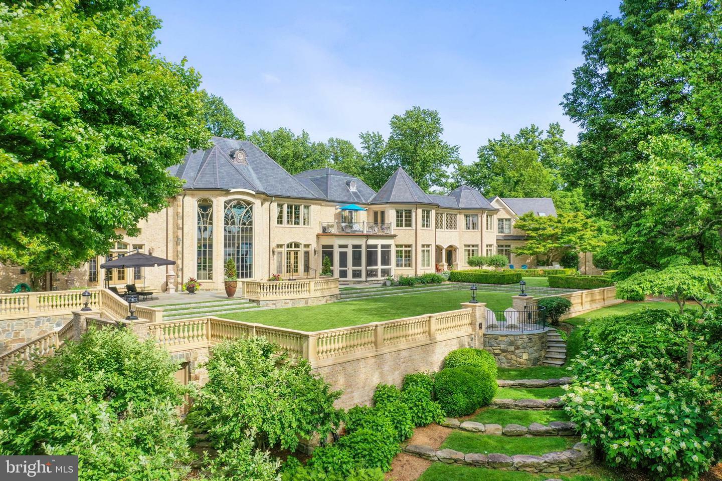 Property Photo: 938 Old County Road MD 21146