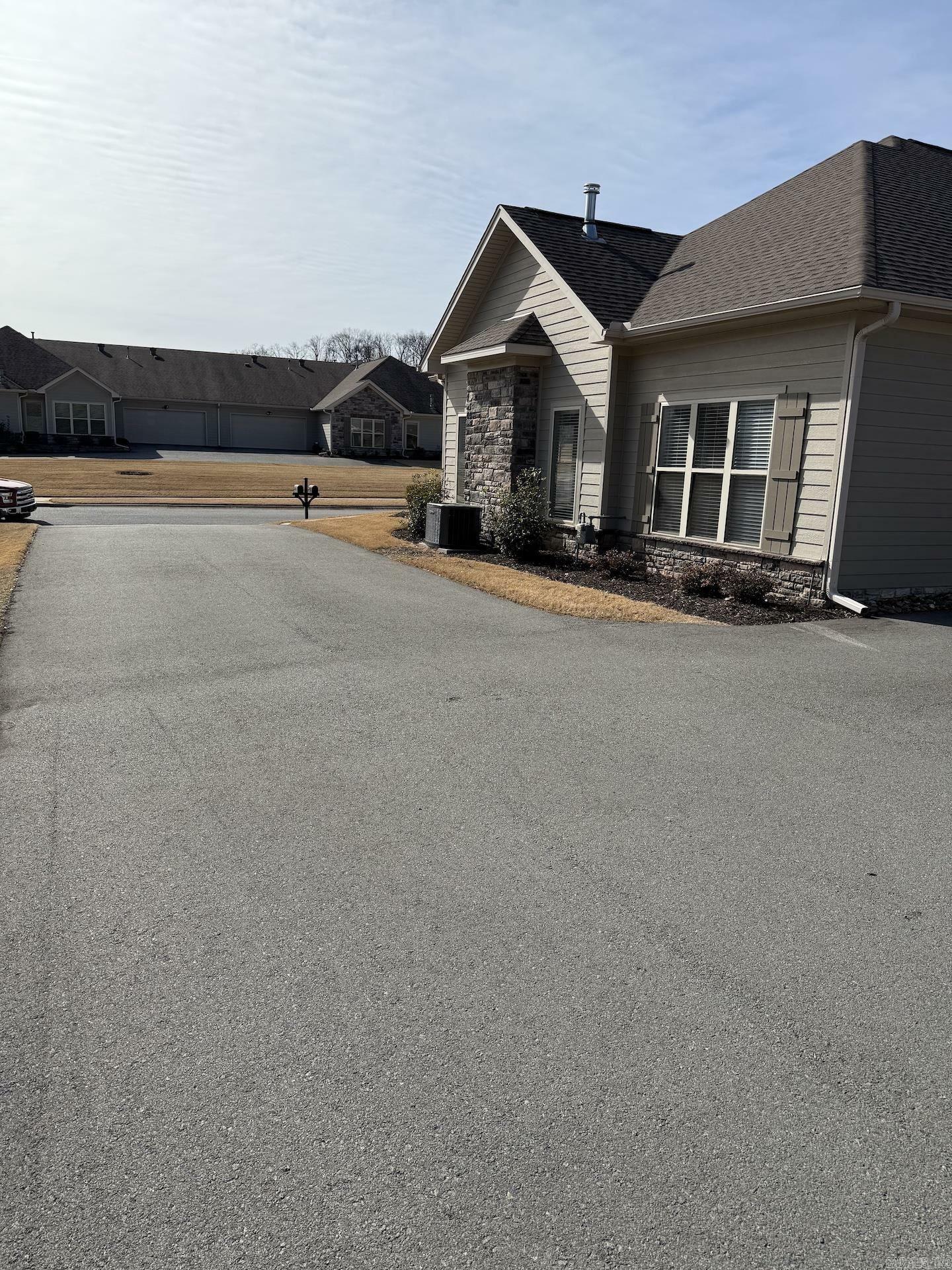 Property Photo: 318 Mountain Terrace Circle AR 72113