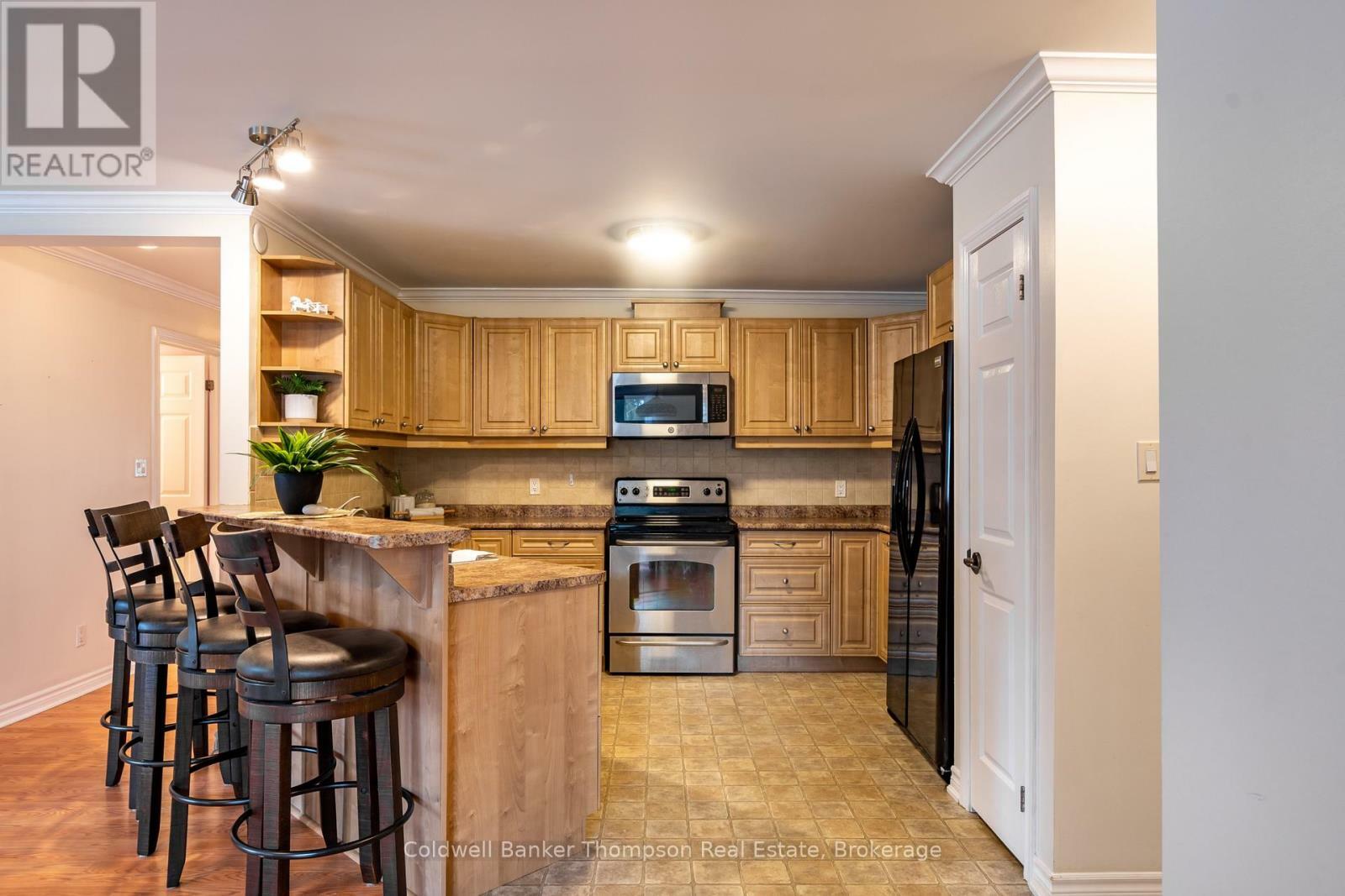 Property Photo: 24 Dairy Lane 101 ON P1H 0A4