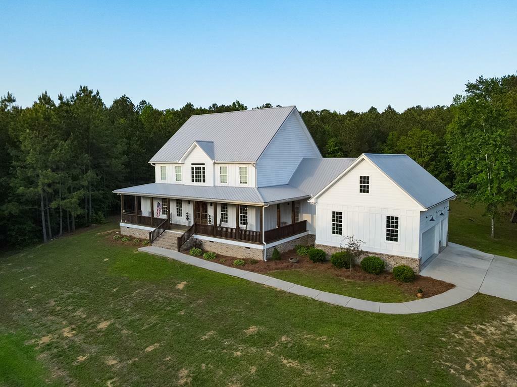 Property Photo: 564 Crumbley Road GA 30705
