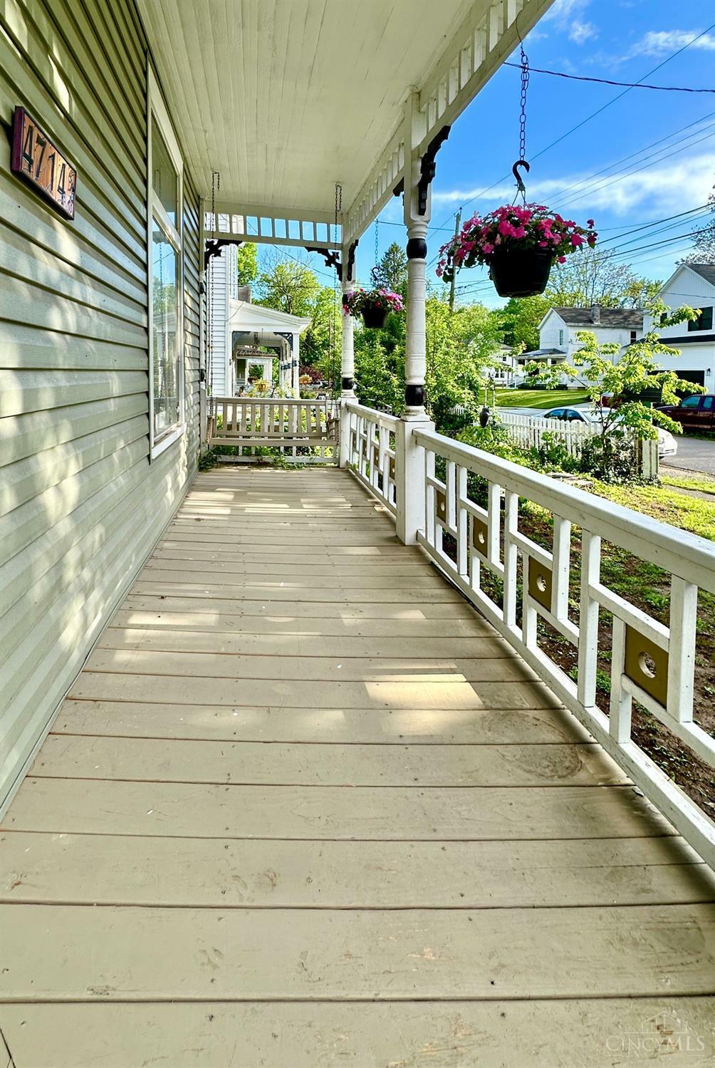 Property Photo: 4714 Castle Place OH 45227