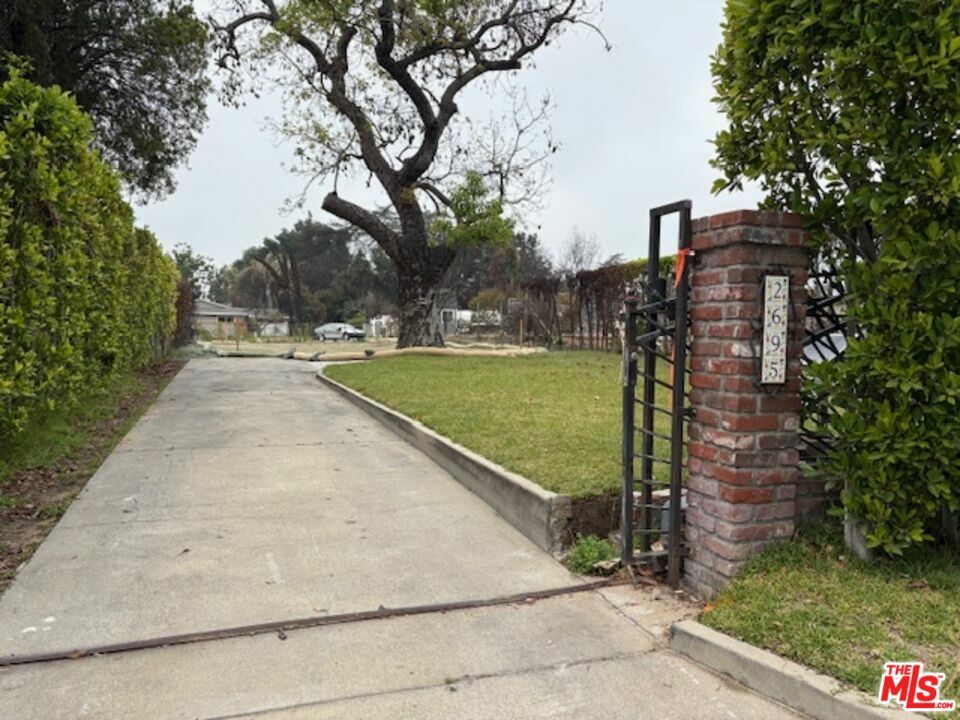 Property Photo: 2695 Olive Ave CA 91001
