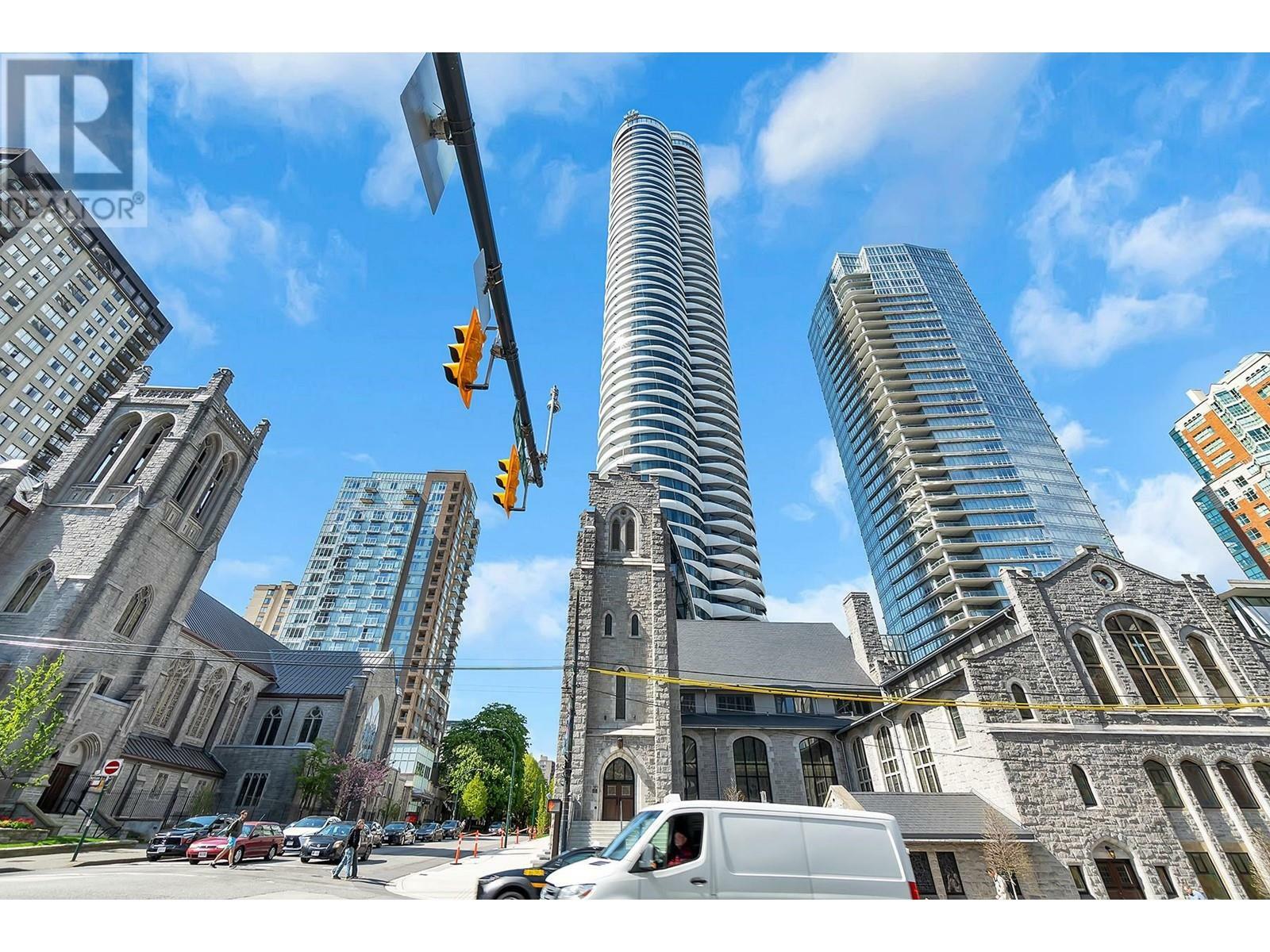 Property Photo: 1033 Nelson Street 2008 BC V6E 0E5