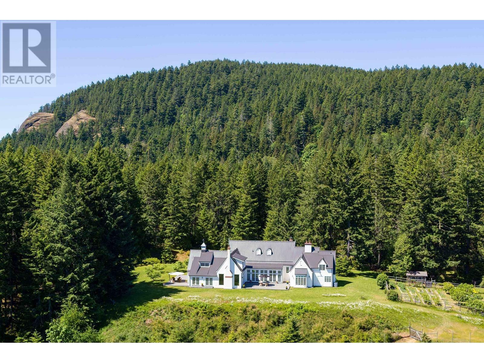 Property Photo: 377 Seymour Heights BC V8K 2B6