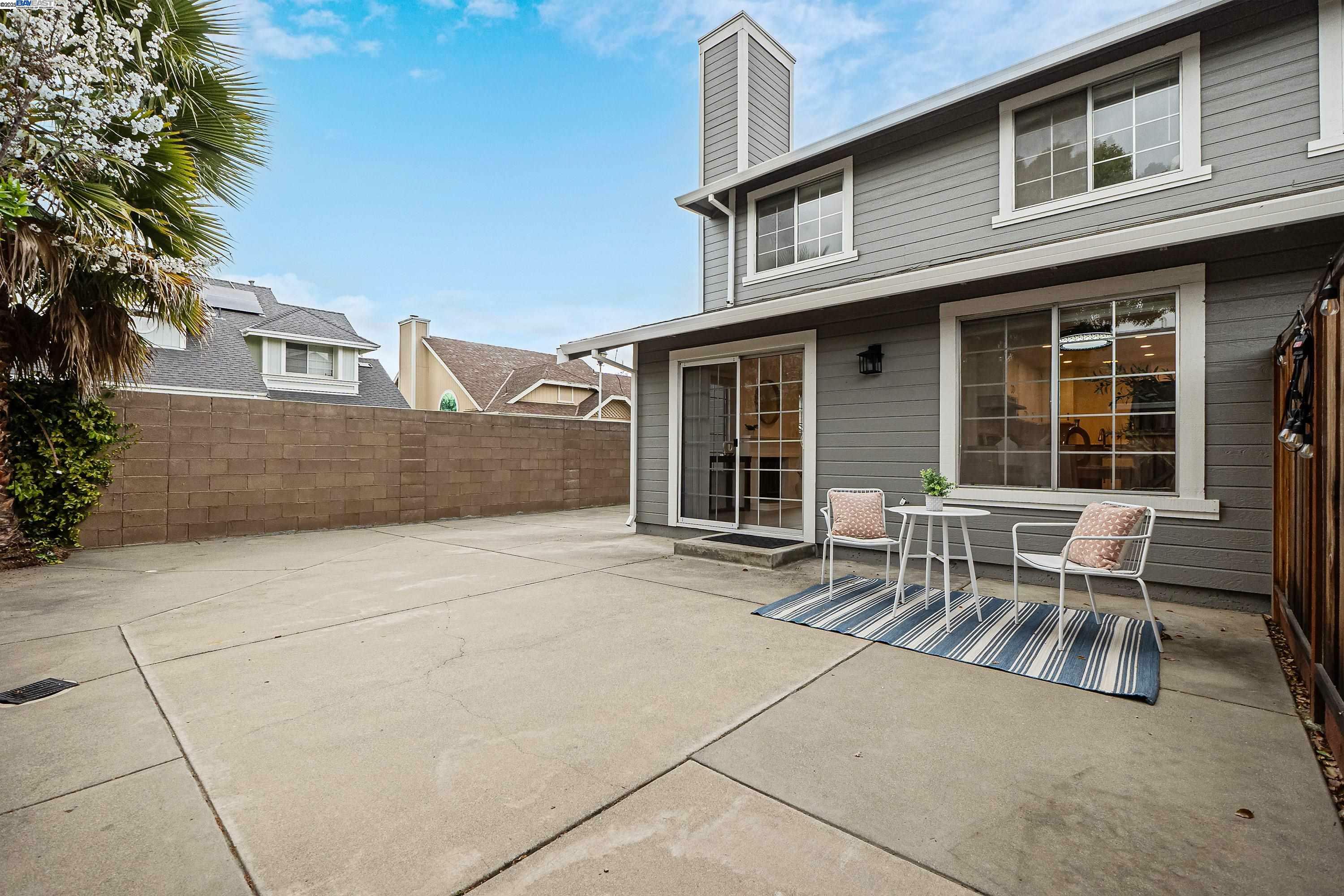 Property Photo: 238 Mavis Dr CA 94566
