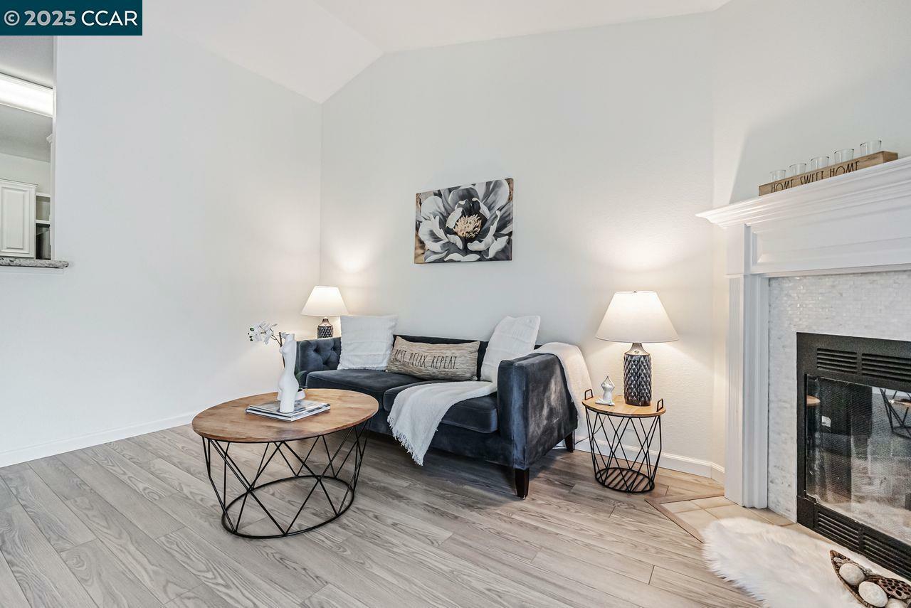 Property Photo: 1450 Bel Air Drive 310 CA 94521