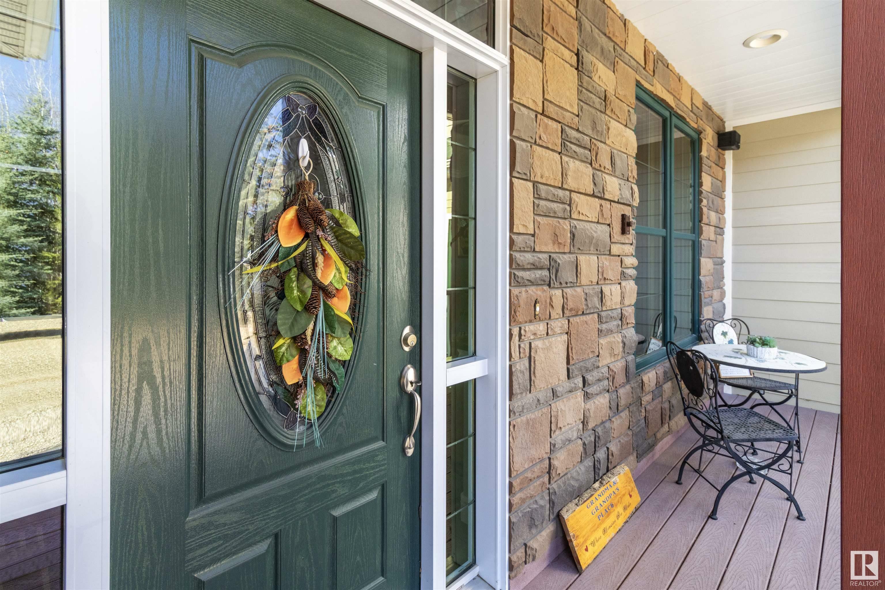 Property Photo: 51069 Rge Road 215 85 AB T8E 1G7