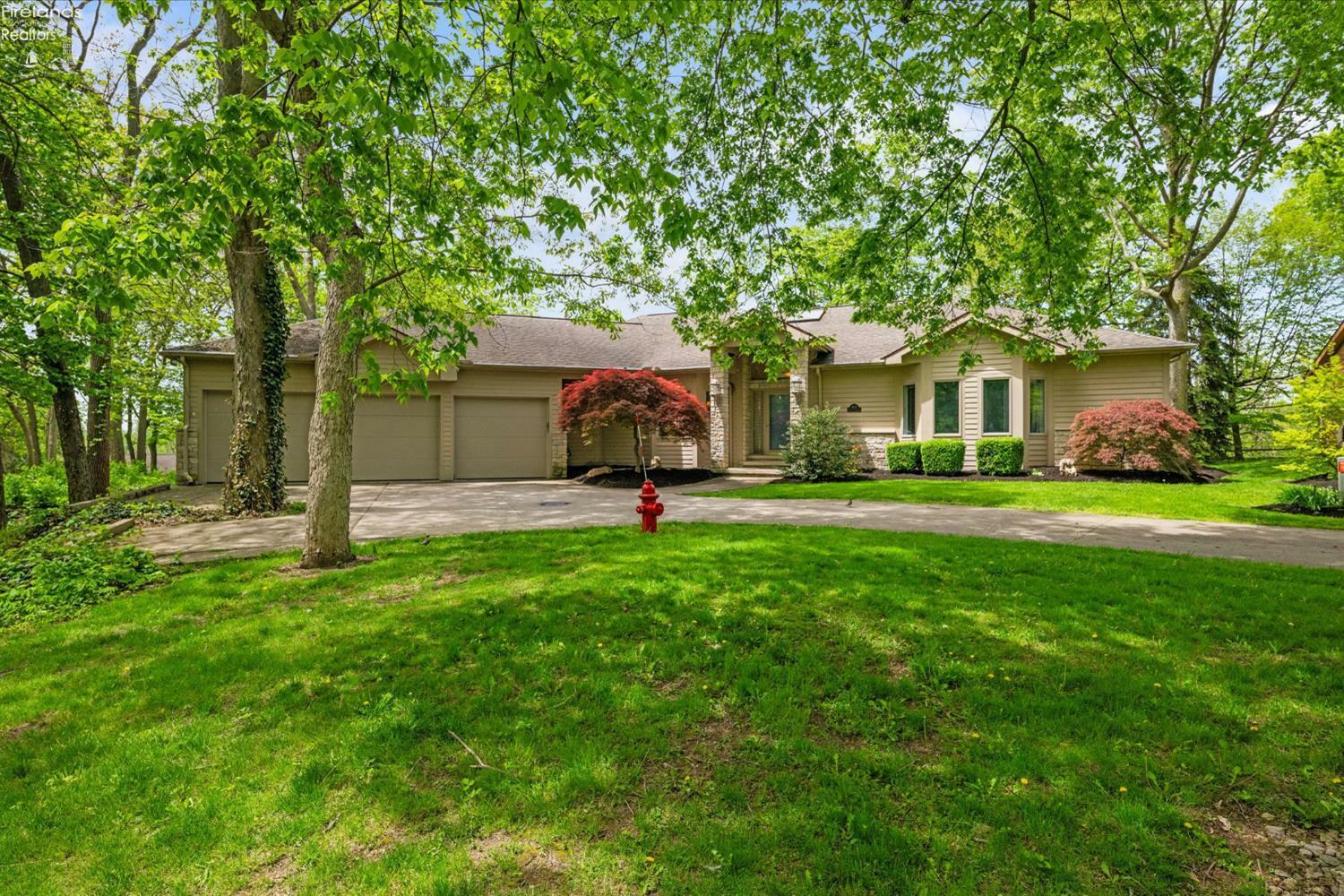 3535 E High Point Lane  Port Clinton OH 43452 photo