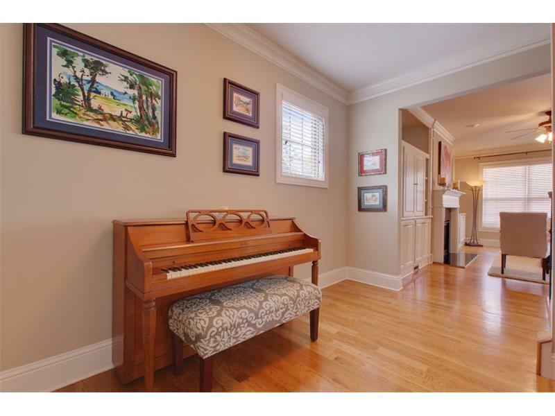 Property Photo: 10304 Monarch Way GA 30022