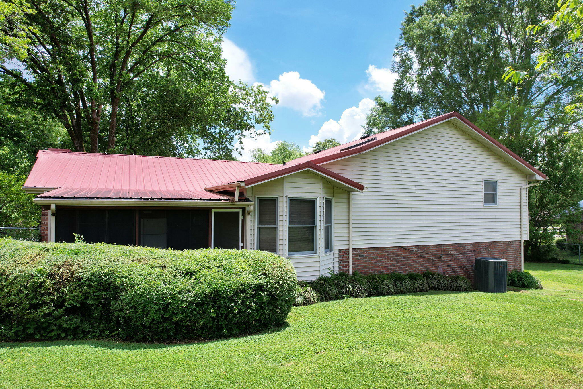 Property Photo: 423 Hasty Drive GA 30755
