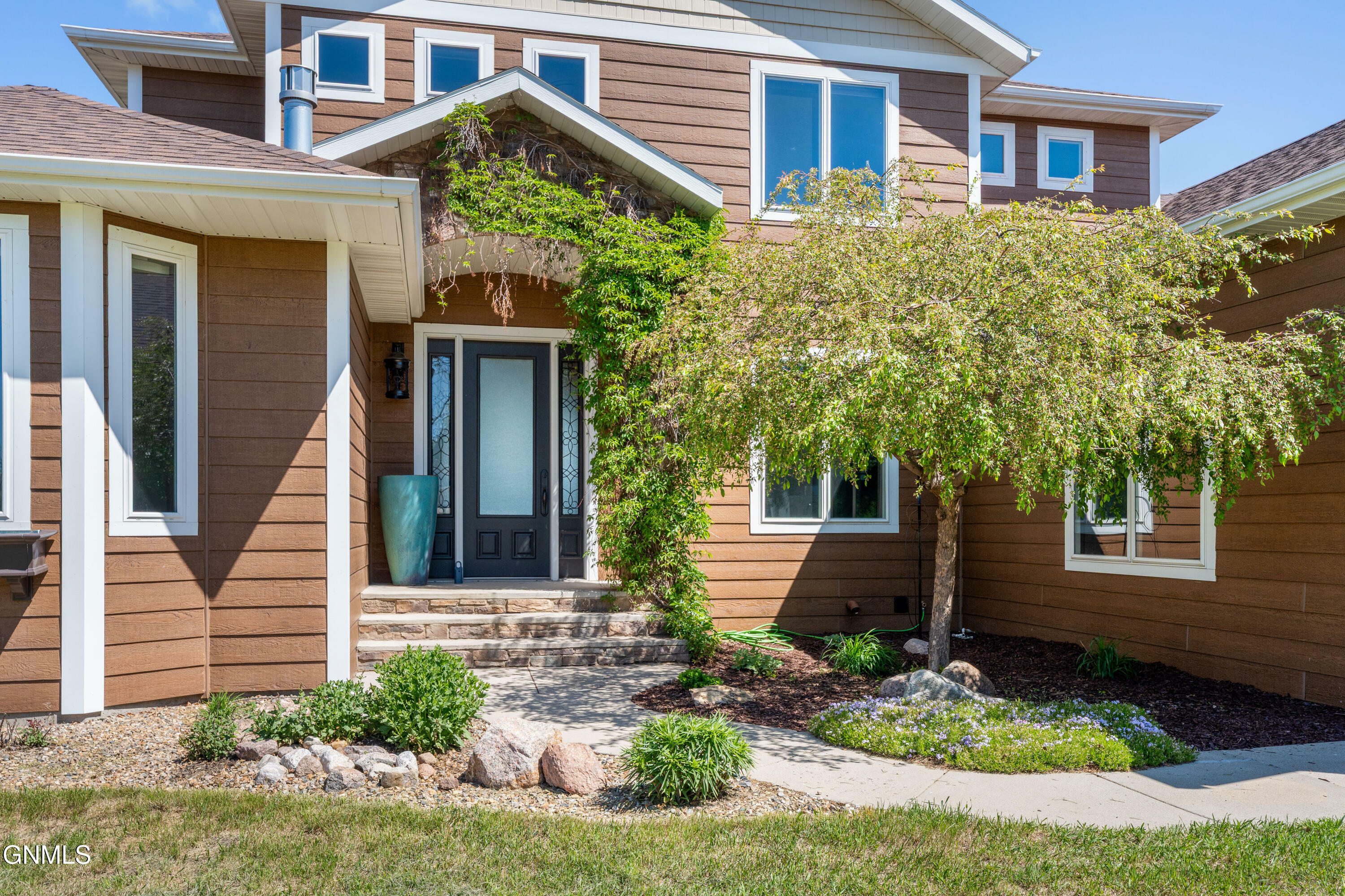 Property Photo: 5424 Shoal Drive ND 58503