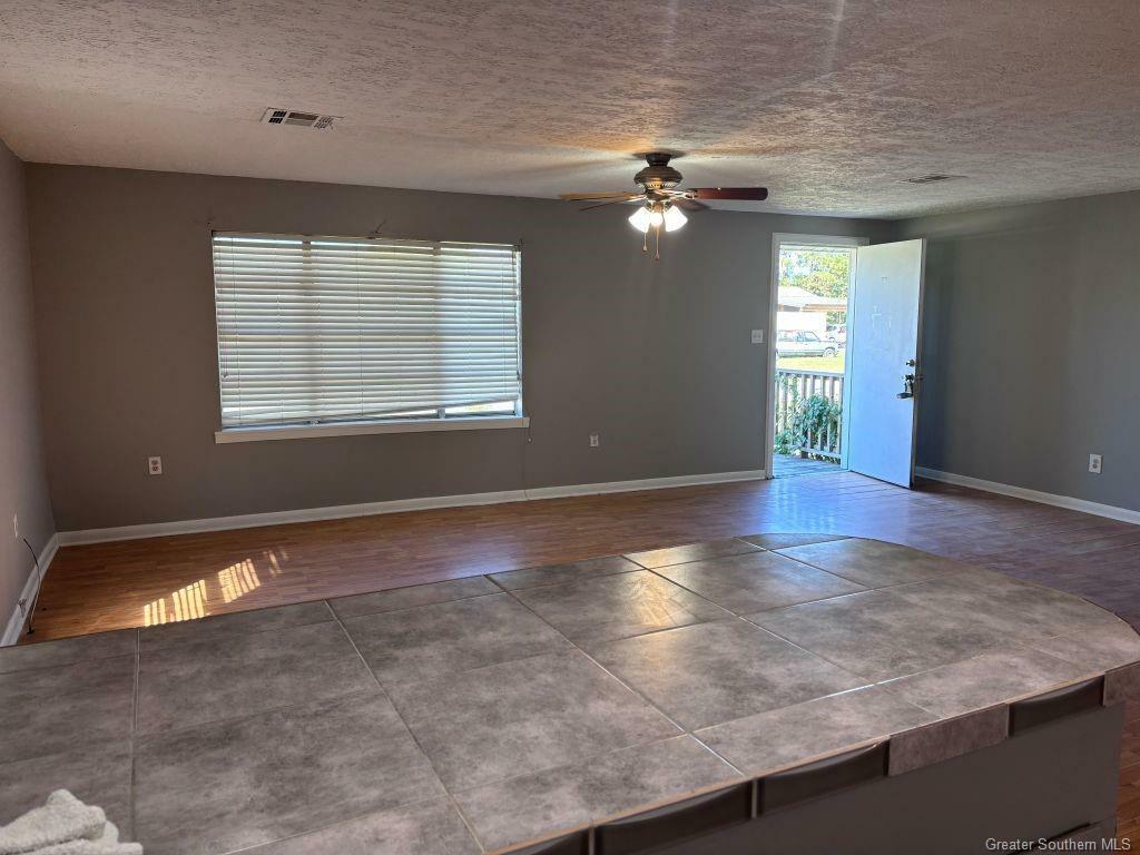 Property Photo: 2409 N Flounder Drive LA 70605