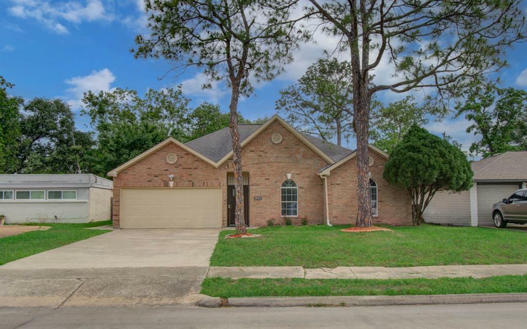 Property Photo: 5834 W Airport Boulevard TX 77035
