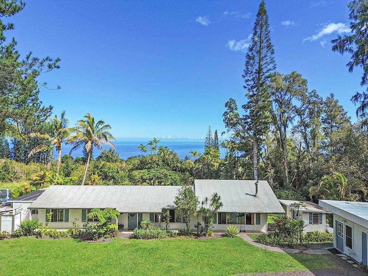 Property Photo: 44-2848 Kalopa Mauka Rd HI 96727