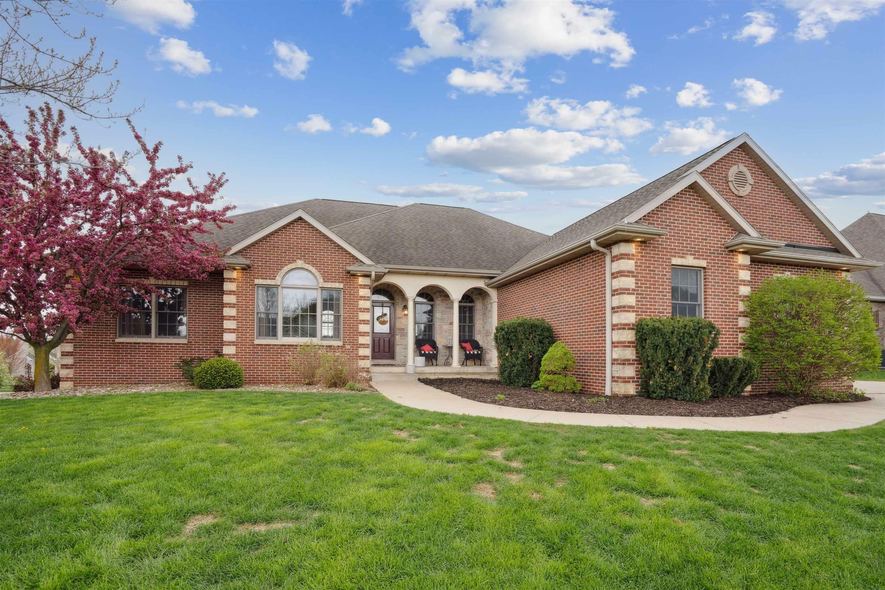 Property Photo: 4416 Wynnewood Drive IA 50613