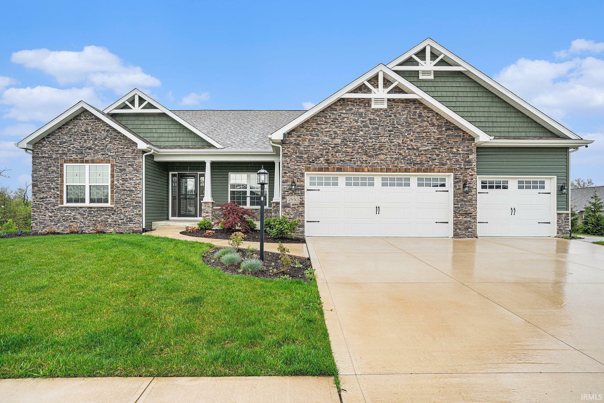 Property Photo: 2850 Farrah Crossing IN 46818-9275