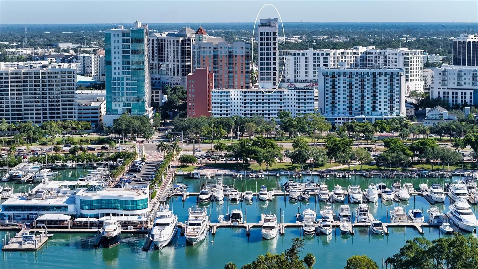 Property Photo:  33 S Palm Avenue 1403  FL 34236