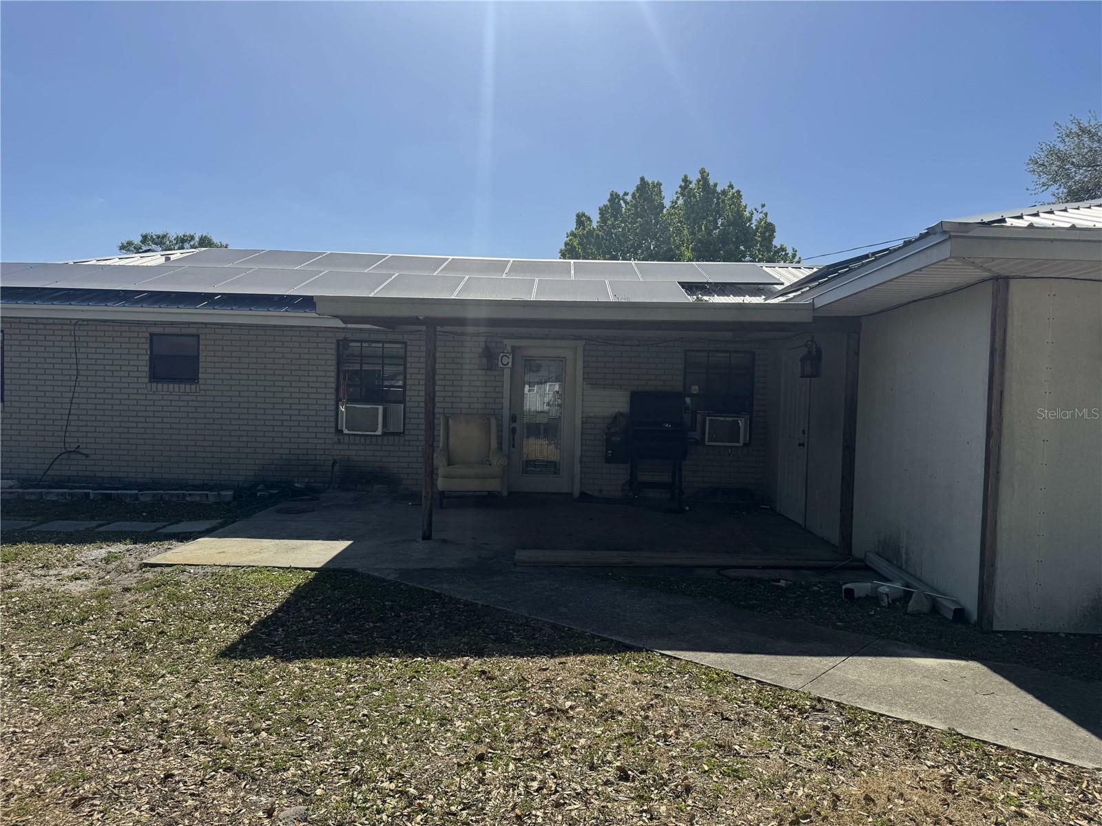 Property Photo: 916 Kentucky Street FL 33844