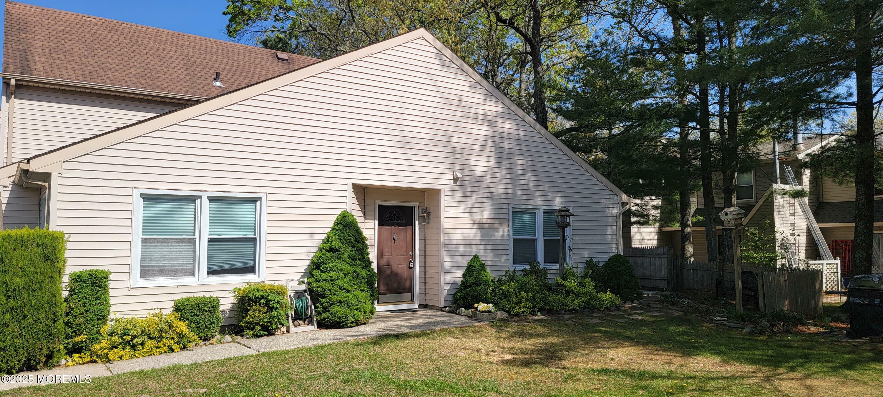 Property Photo: 47 Pin Oak Lane NJ 08087