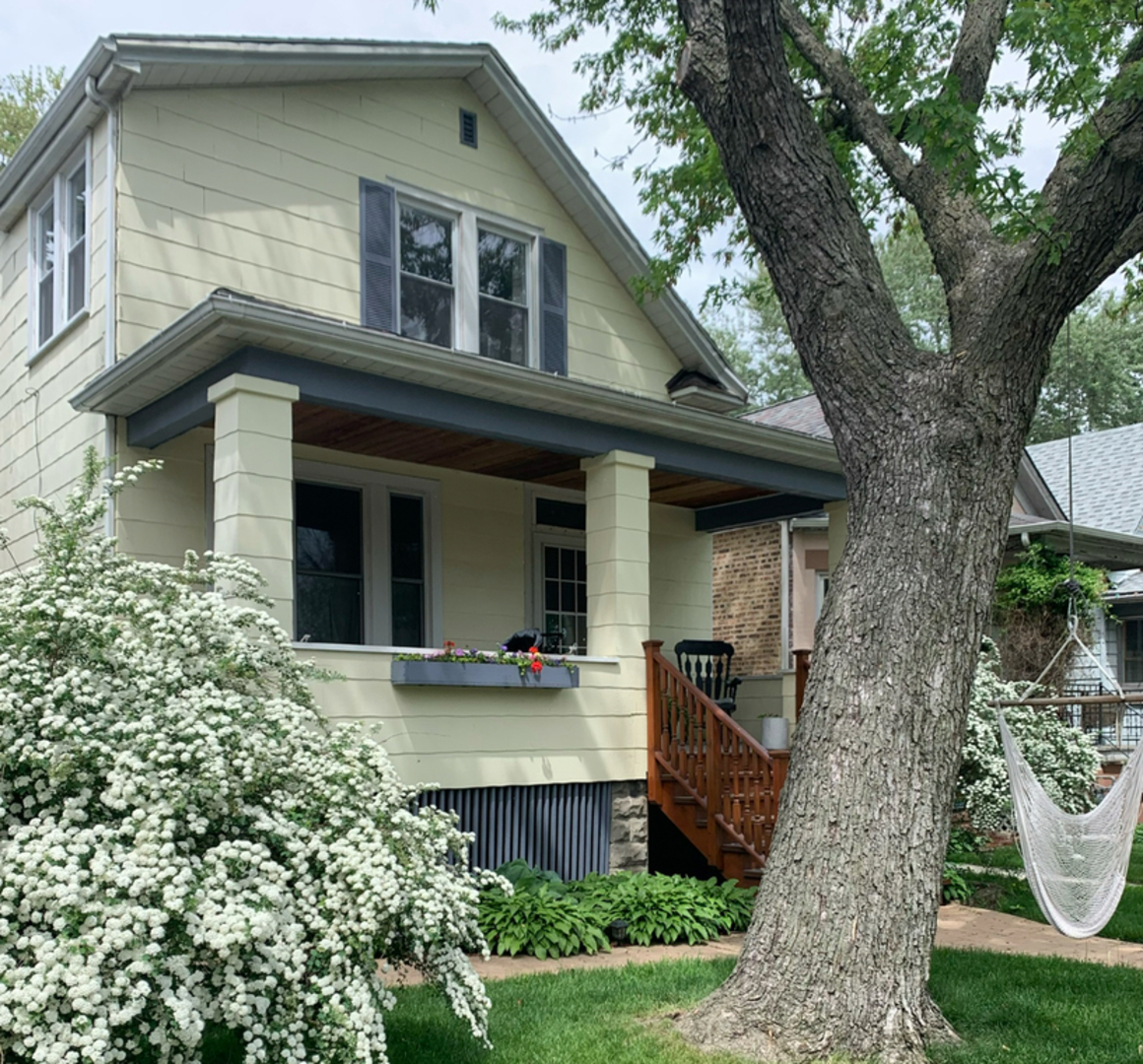 Property Photo: 941 Lathrop Avenue IL 60130