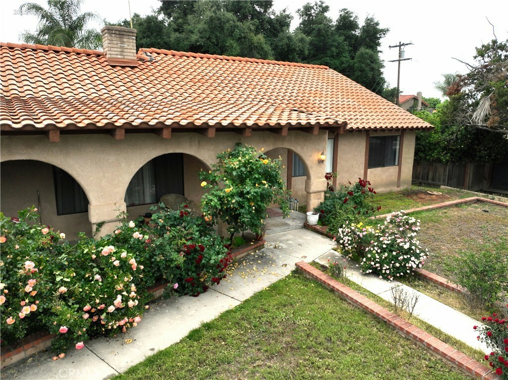 Property Photo:  41633 Whittier Avenue  CA 92544 