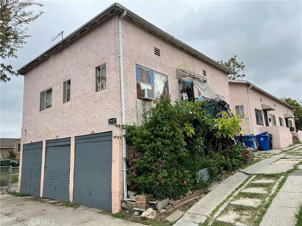 Property Photo: 2737 Pomeroy Avenue CA 90033