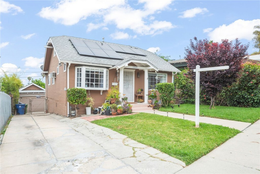 Property Photo:  3322 Minto Court  CA 90032 