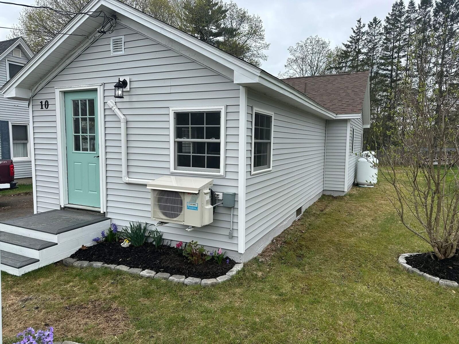 Property Photo: 10 Vafiades Ave Avenue ME 04401