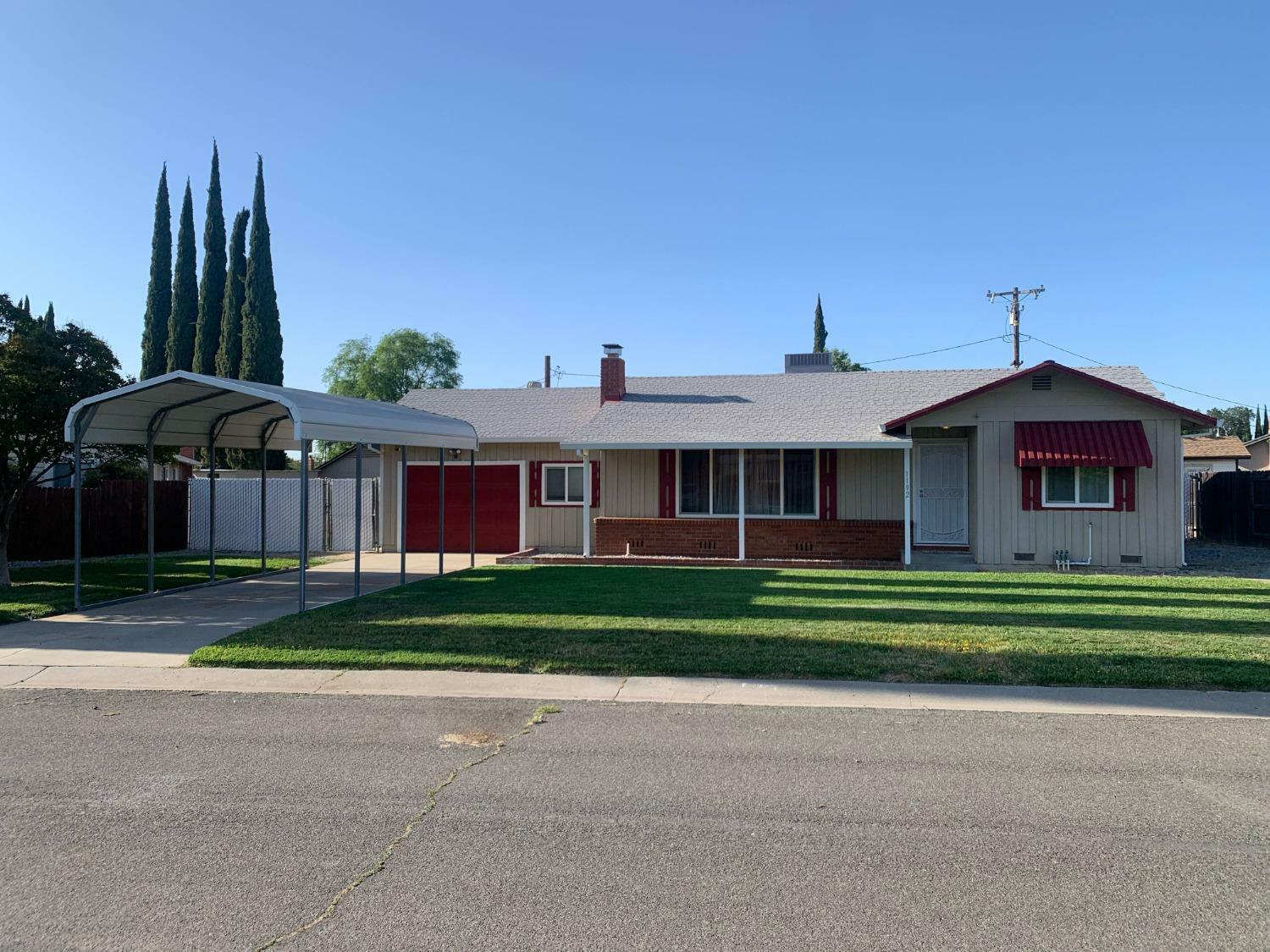 Property Photo: 1192 Meadow Avenue CA 95991