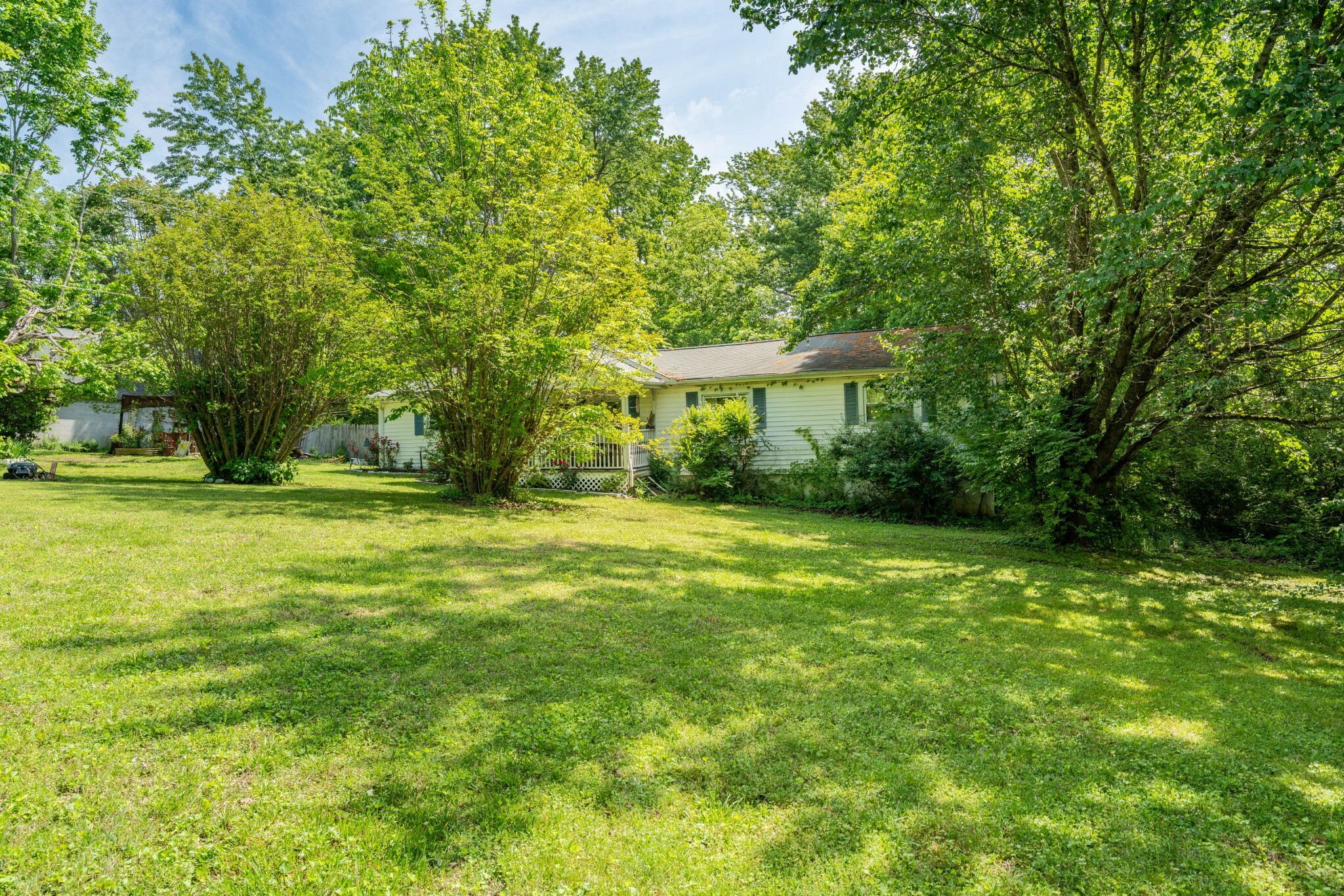 Property Photo: 6016 Marrowbone Lake Rd TN 37080