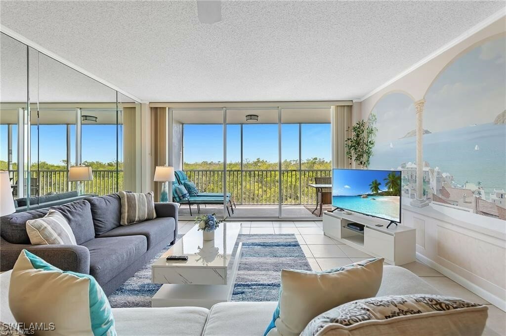 Property Photo: 5 Bluebill Avenue 403 FL 34108