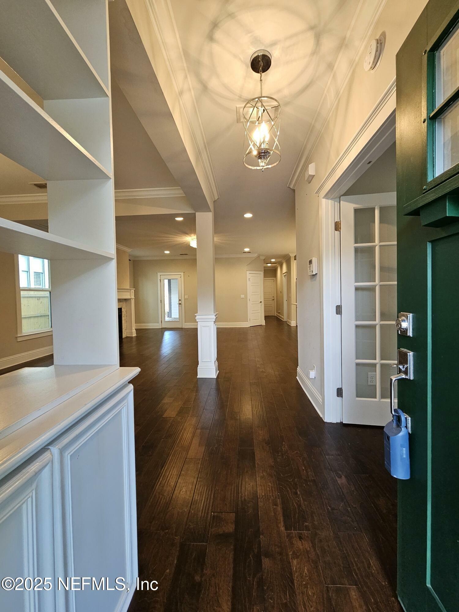 Property Photo:  3813 Eloise Street  FL 32205 