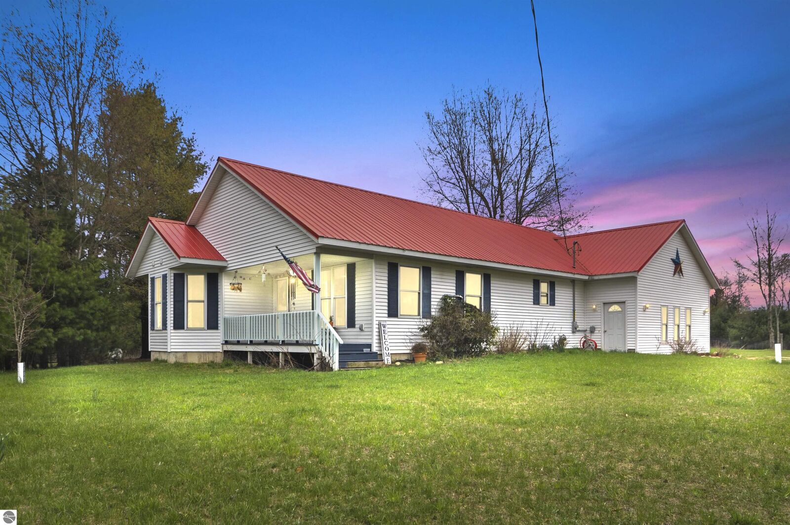 Property Photo: 2426 E 48 1/2 Road MI 49601