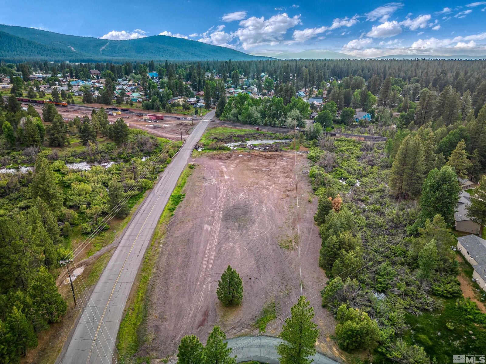 Property Photo:  671-295 Mooney Road  CA 96137 