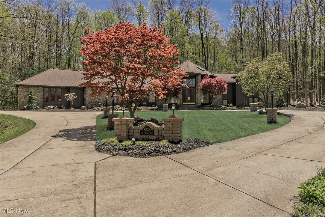 8225 Eagle Ridge Drive  Concord OH 44077 photo