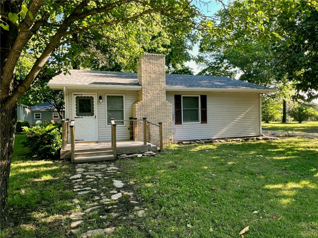303 W Elm  Lead Hill AR 72644 photo