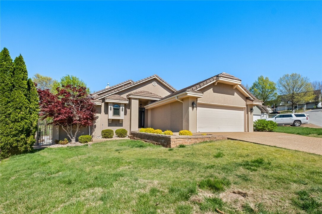 Property Photo: 9 Augusta Court AR 72758